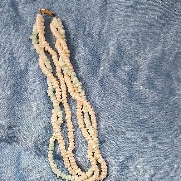 Jewelry - Vintage-Inspired Freshwater Pearl & Aventurine Necklace